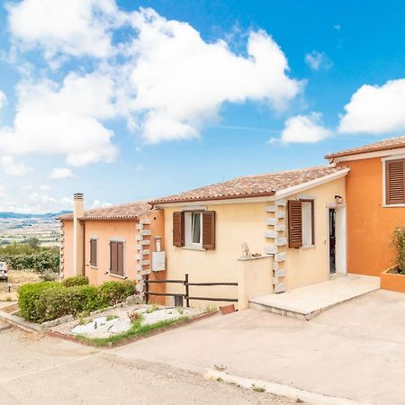 Casa Angus Villa Badesi Buitenkant foto