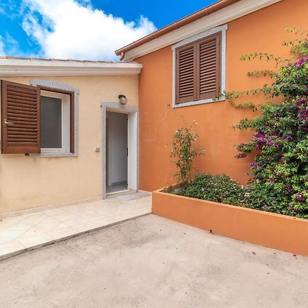 Casa Angus Villa Badesi Buitenkant foto